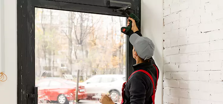 Comprehensive Door Closer Services in Cloverleaf, TX