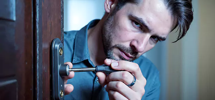 Eviction Locksmith Cloverleaf