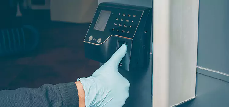 Residential Fingerprint Locks Cloverleaf