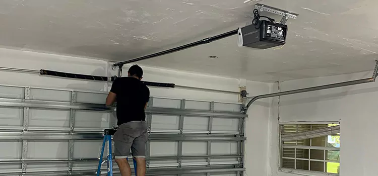 Garage Door Opener Repair Near Me in Cloverleaf, TX