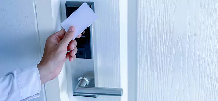 Why Choose Us for Your Keycard Lock Installation in Cloverleaf, TX?