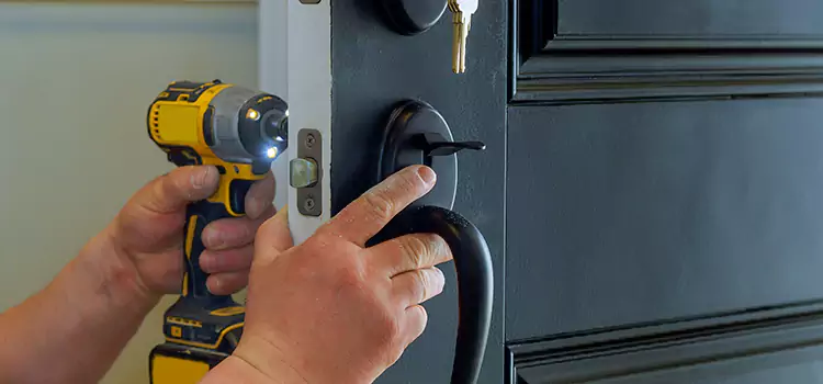 Mobile Automotive Locksmith Cloverleaf