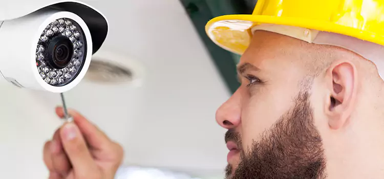 Motion Sensor Light with Camera Cloverleaf