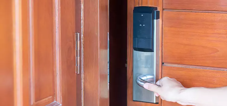 Commercial Keyless Entry Locks Cloverleaf