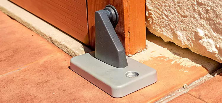 Aesthetic Door Stop Selection Cloverleaf