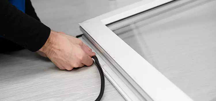 Commercial Door Weather Stripping Cloverleaf