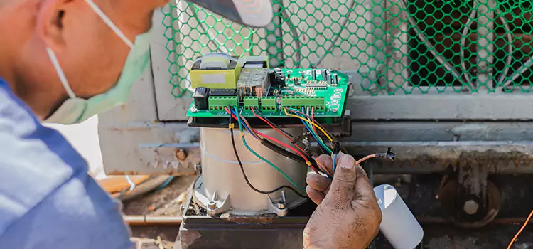 Electric Gate Motor Replacement in Cloverleaf, TX