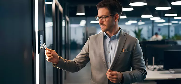 Our Commitment to Keycard Security Excellence in Cloverleaf, TX