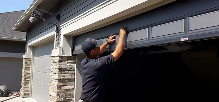 Janus Roll Up Doors Cloverleaf